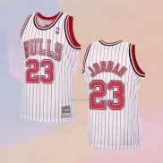 Camiseta Chicago Bulls Michael Jordan NO 23 Reload Hardwood Classics Blanco
