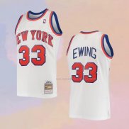 Camiseta New York Knicks Patrick Ewing NO 33 Mitchell & Ness 1985-86 Blanco