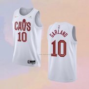 Camiseta Cleveland Cavaliers Darius Garland NO 10 Association 2022-23 Blanco